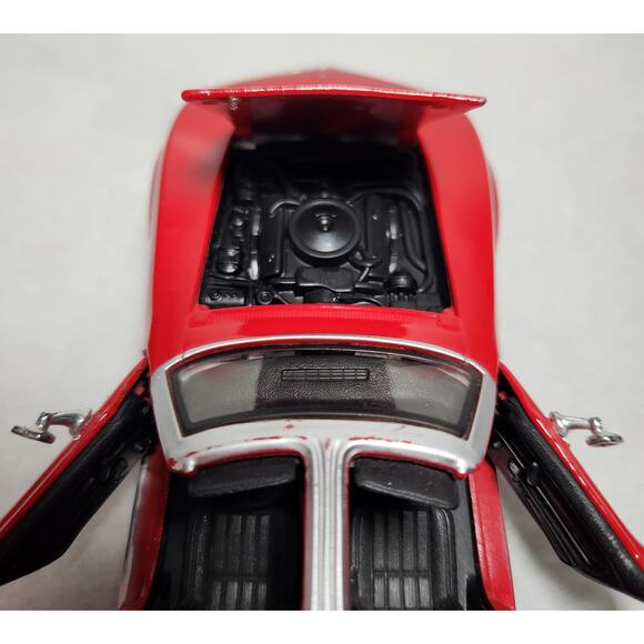 Maisto 1970 Chevrolet Corvette Stingray Special Edition 1/24 Scale VG+ - Picture 6 of 10